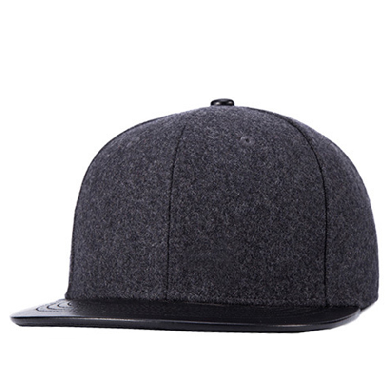Wool fabric and leather peak plain snapback cap
