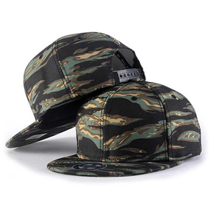 Stylish custom made 6 panel flat bill camouflage adjustable snapback cap