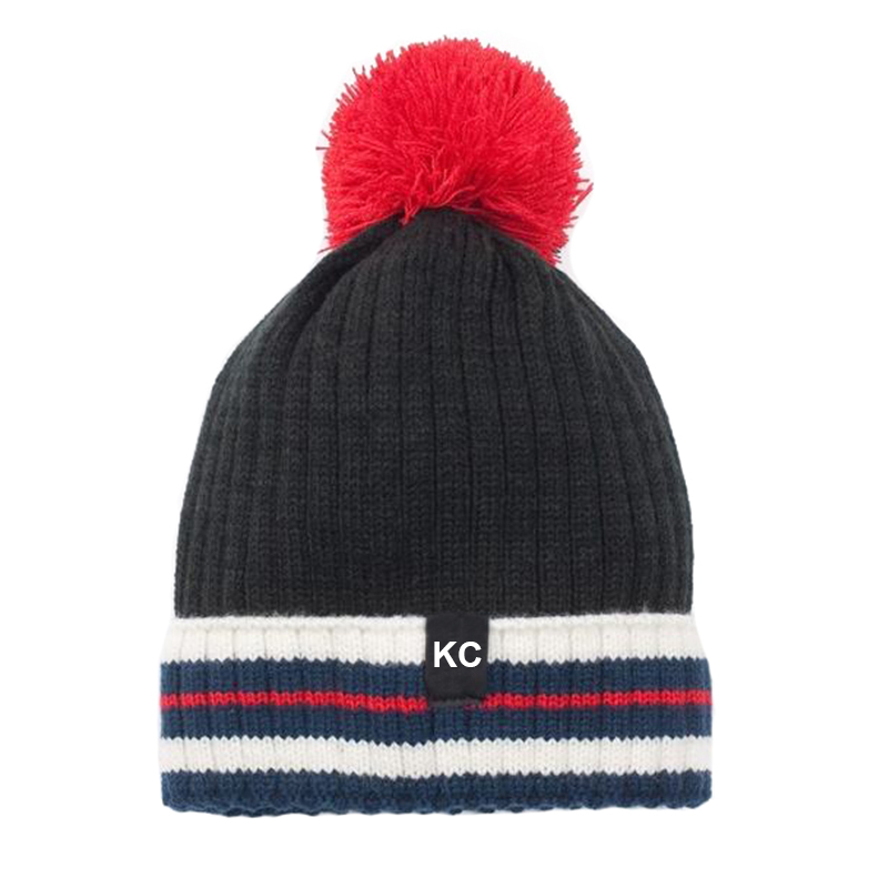 Cuffed wool hat with pompom and woven label