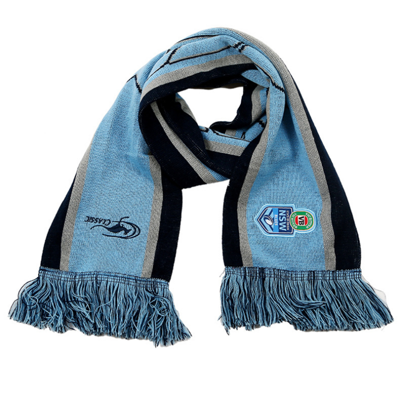 Long knitted scarf with customized logo for football club fans